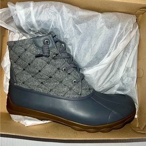 Women’s Sperry Snow Boots